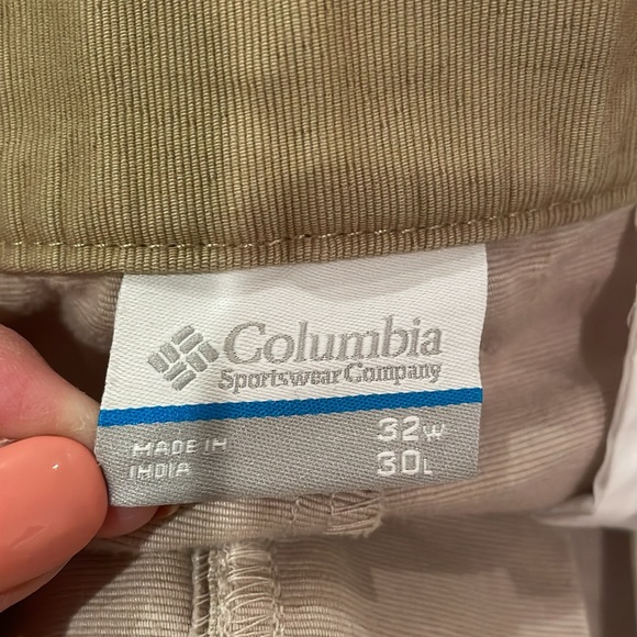 Men’s Columbia Pants - Picture 3 of 9